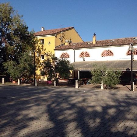 Agriturismo La Rasdora 포르토 만토바노 외부 사진