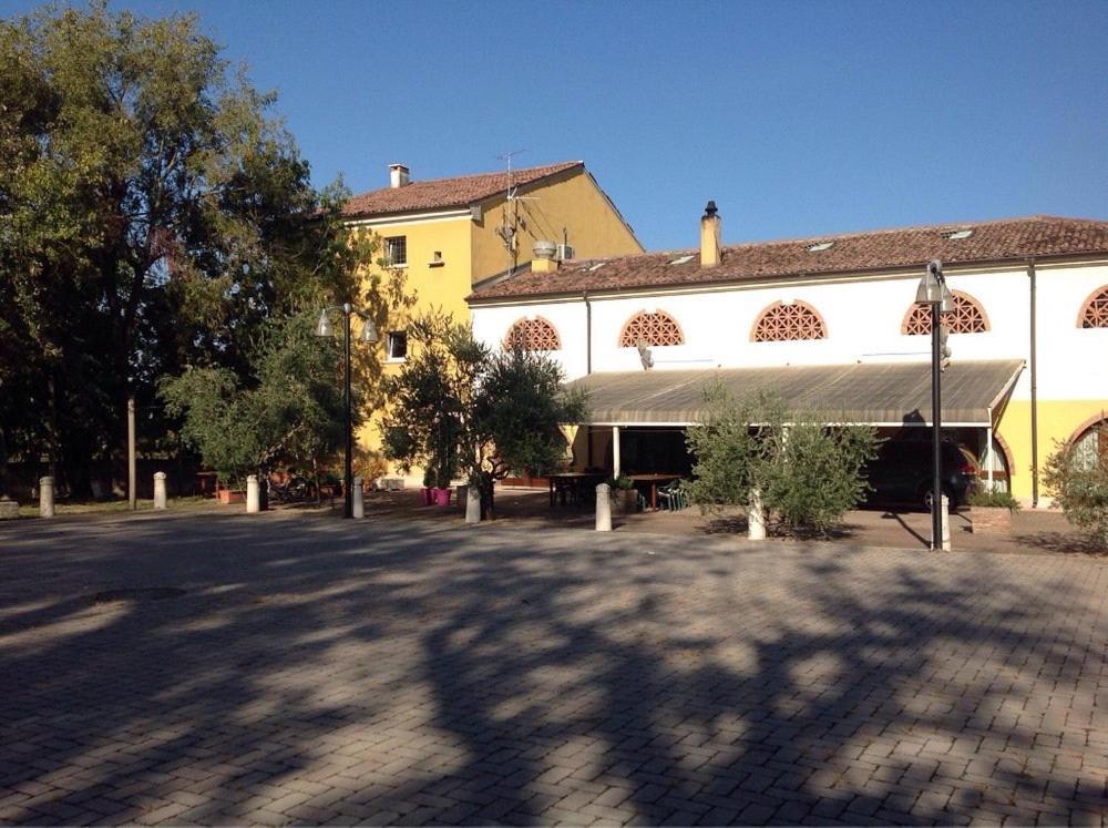 Agriturismo La Rasdora 포르토 만토바노 외부 사진